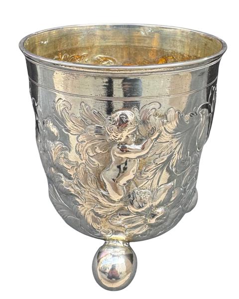 Stort kulebeger 1678