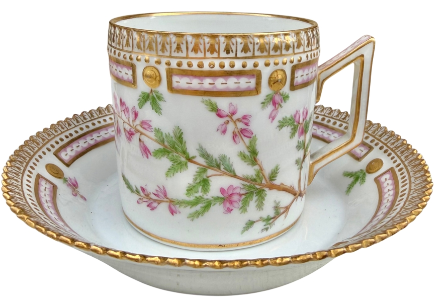 Royal Copenhagen 1870-1890​, Flora Danica sjokoladekopp m/fat  #2