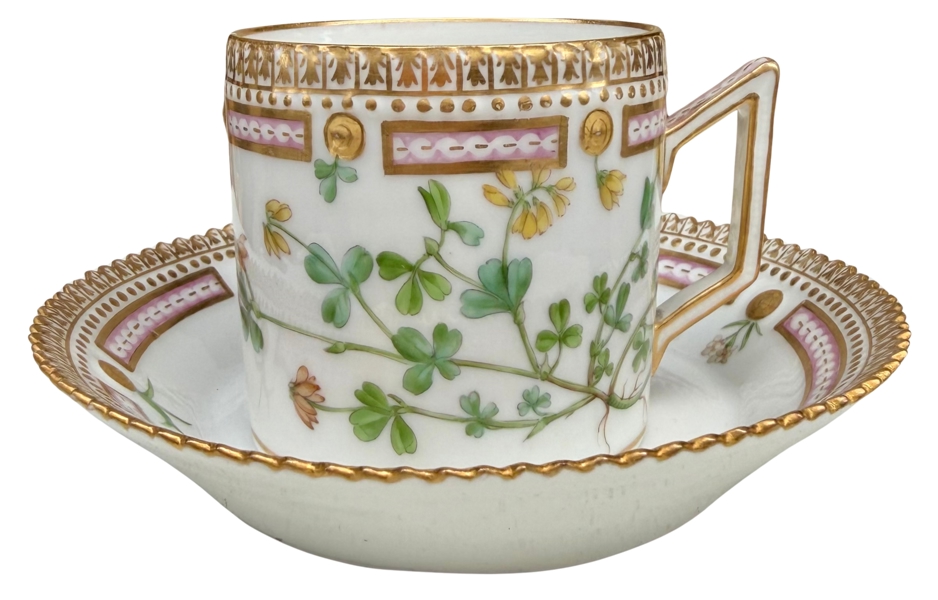 Royal Copenhagen 1870-1890​, Flora Danica sjokoladekopp m/fat  #5