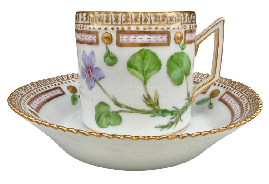 Royal Copenhagen 1870-1890​, Flora Danica sjokoladekopp m/fat  #6