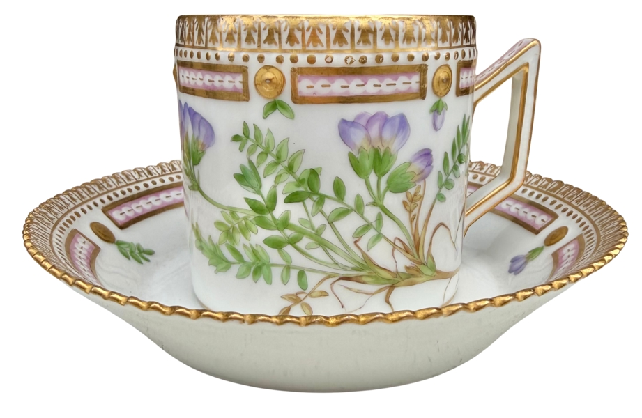 Royal Copenhagen 1870-1890​, Flora Danica sjokoladekopp m/fat  #1