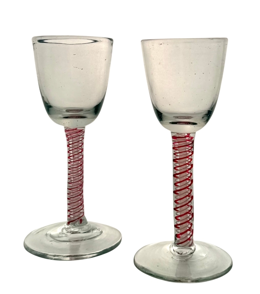 1700-talls glass m/ røde emaljespiraler