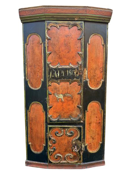 1700-talls Hjørneskap fra Bøverdalen / Gudbrandsdalen