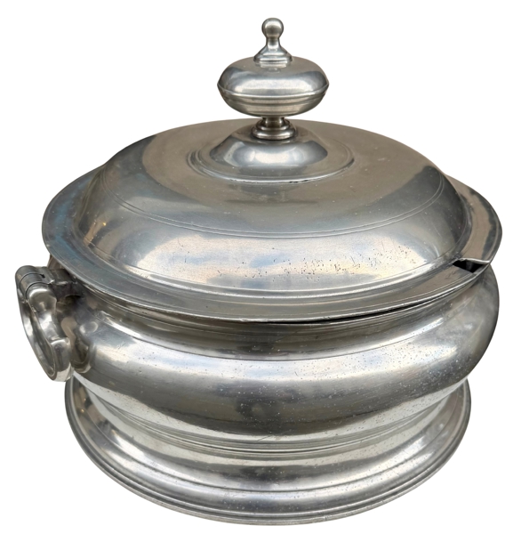 Terrin, England 1720 / English pewter terrine