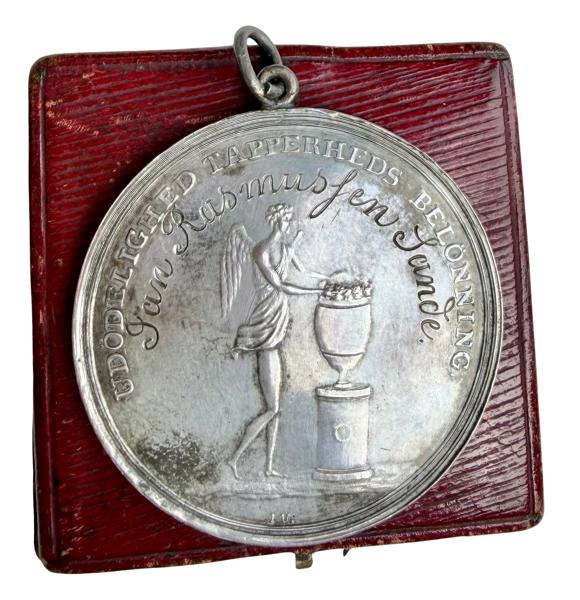 Portrett: Jan Rasmussen Sande, Tønsberg + medalje fra slaget om København.